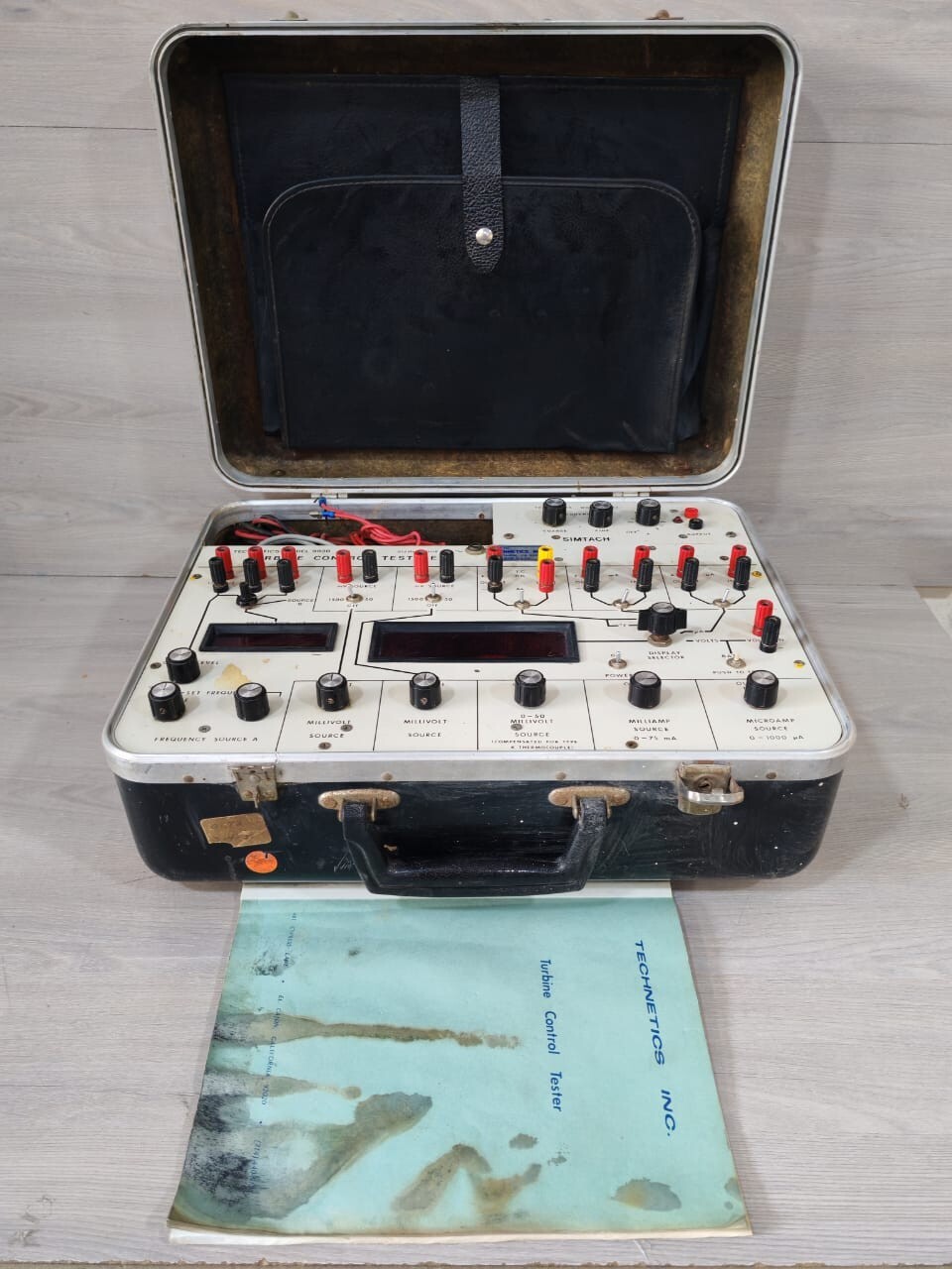 TECHNETICS 993B TURBINE CONTROL TEST SET 512Hz 100mV - WITH BROKEN LOCK