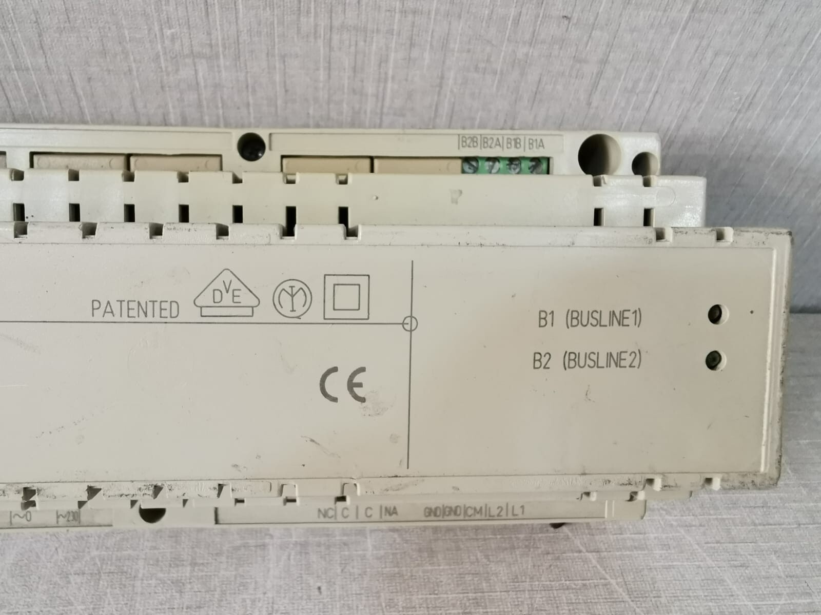 URMET Sch.1072/24 BiBus URMET Sch.1072/24 BiBus POWER SUPPLY - with Visible Discoloration 3