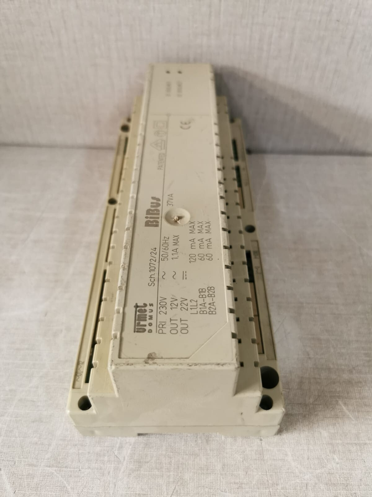 URMET Sch.1072/24 BiBus URMET Sch.1072/24 BiBus POWER SUPPLY - with Visible Discoloration 6