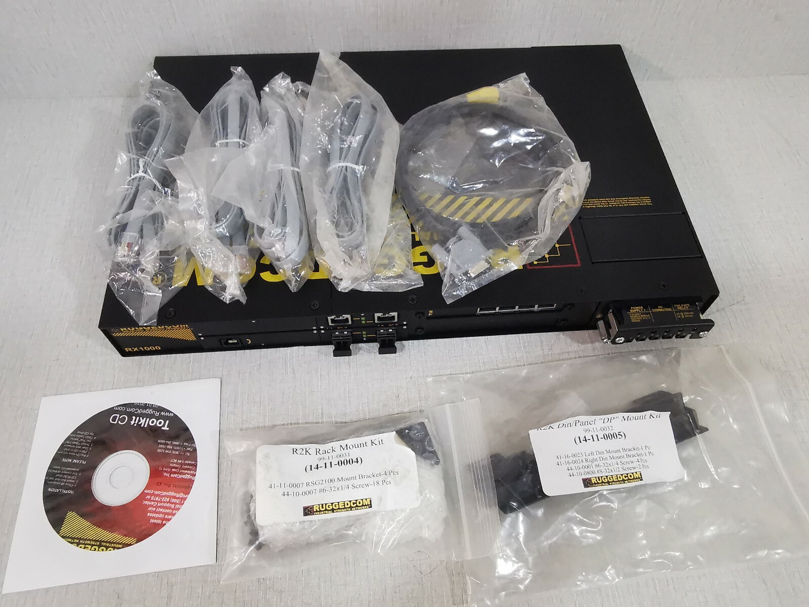 RUGGEDCOM RX1000-R-RD-HI-XX-XX-M1-TX01-FX11-TC4-XXX-XX RUGGEDCOM RX1000 RuggedRouter RX1000-R-RD-HI-XX-XX-M1-TX01-FX11-TC4-XXX-XX 9