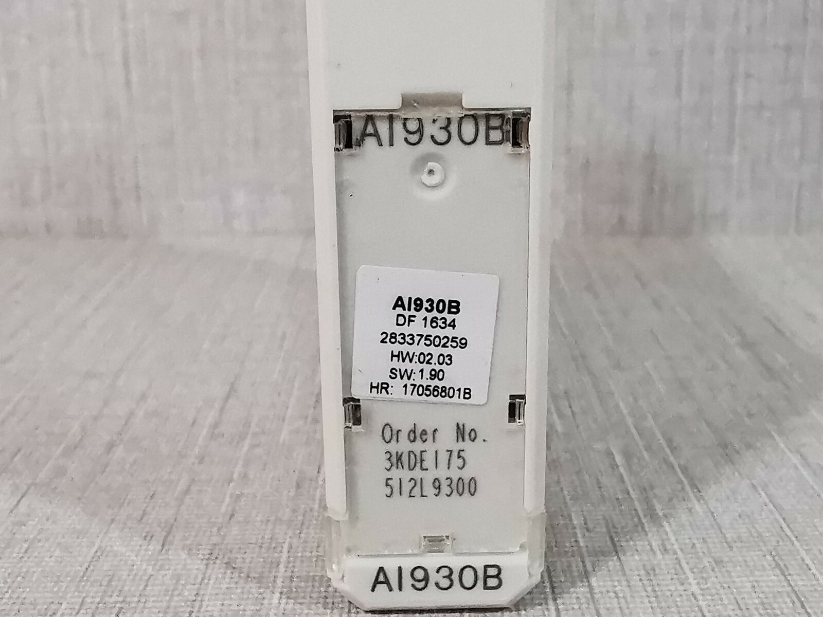ABB 3KDE1755I2L9300 ABB S900 / AI930B ANALOG INPUT 3KDE1755I2L9300 5