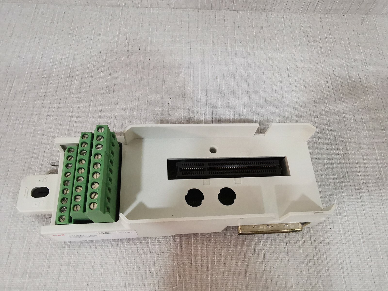 ABB ITU805 ABB ITU805 Symphony Plus Hart Mounting Base 3