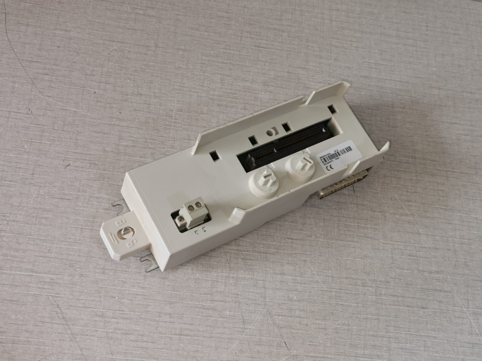 ABB 3BSE030192R1 ABB 3BSE030192R1 ANALOG MODULE - BASE UNIT ONLY 3