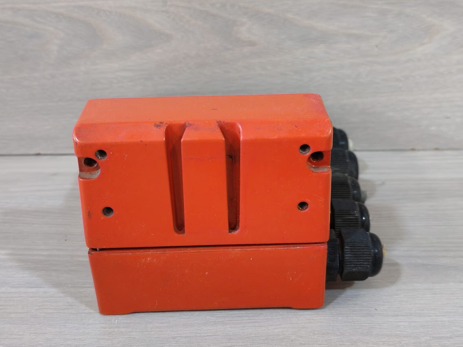 Leuze MA 1O 100 Leuze MA 1O 100 Modular Connection Unit V 1.10 5