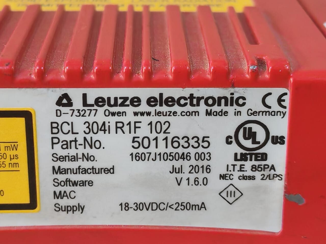 Leuze MS-304 Leuze BCL 304i R1F 102 BAR CODE READER 50116335 WITH MS 304 CONNECTOR 50116470 2
