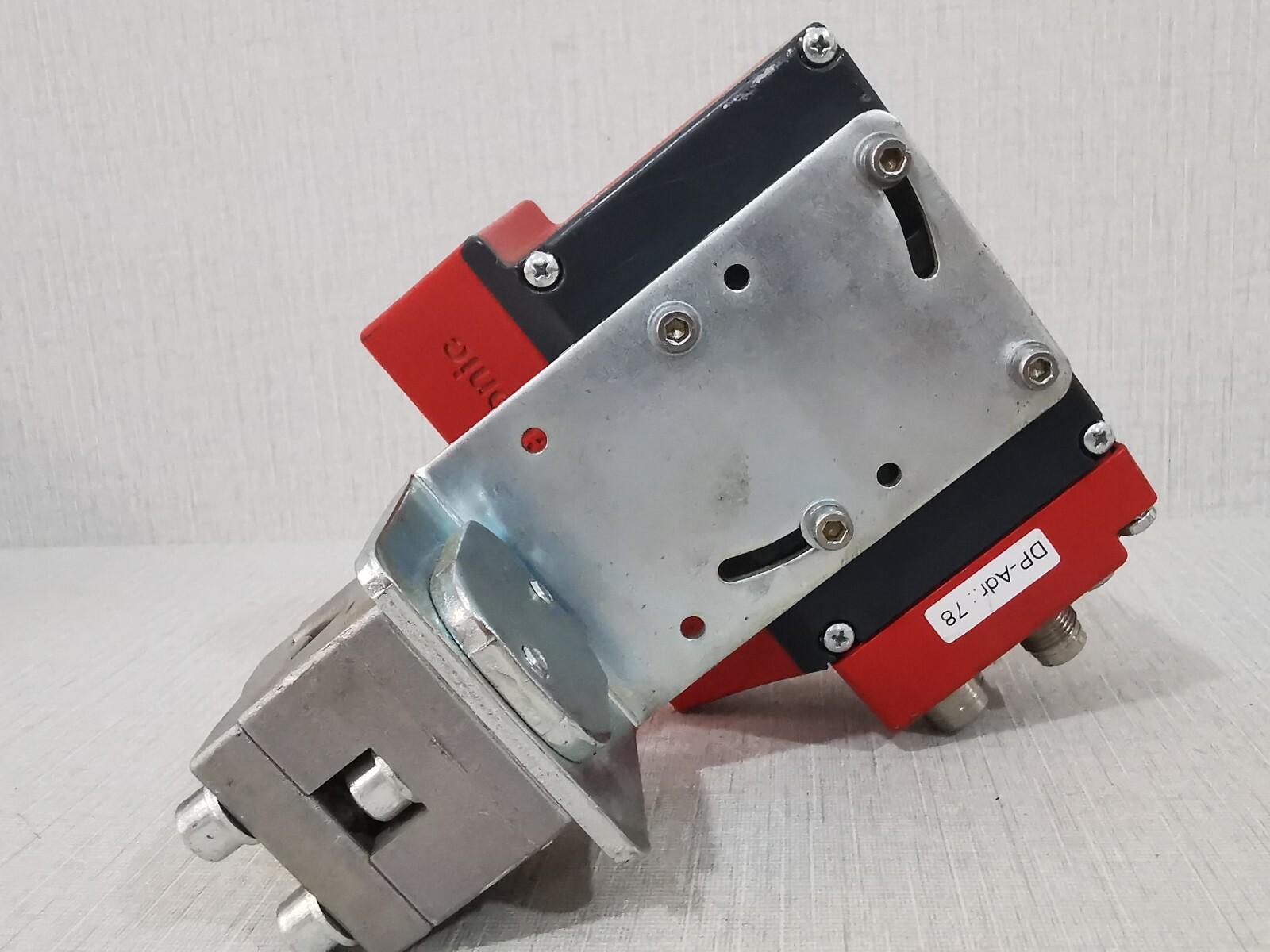 Leuze 50116337 Leuze BCL 304i R1M 100 BAR CODE READER 50116337 8