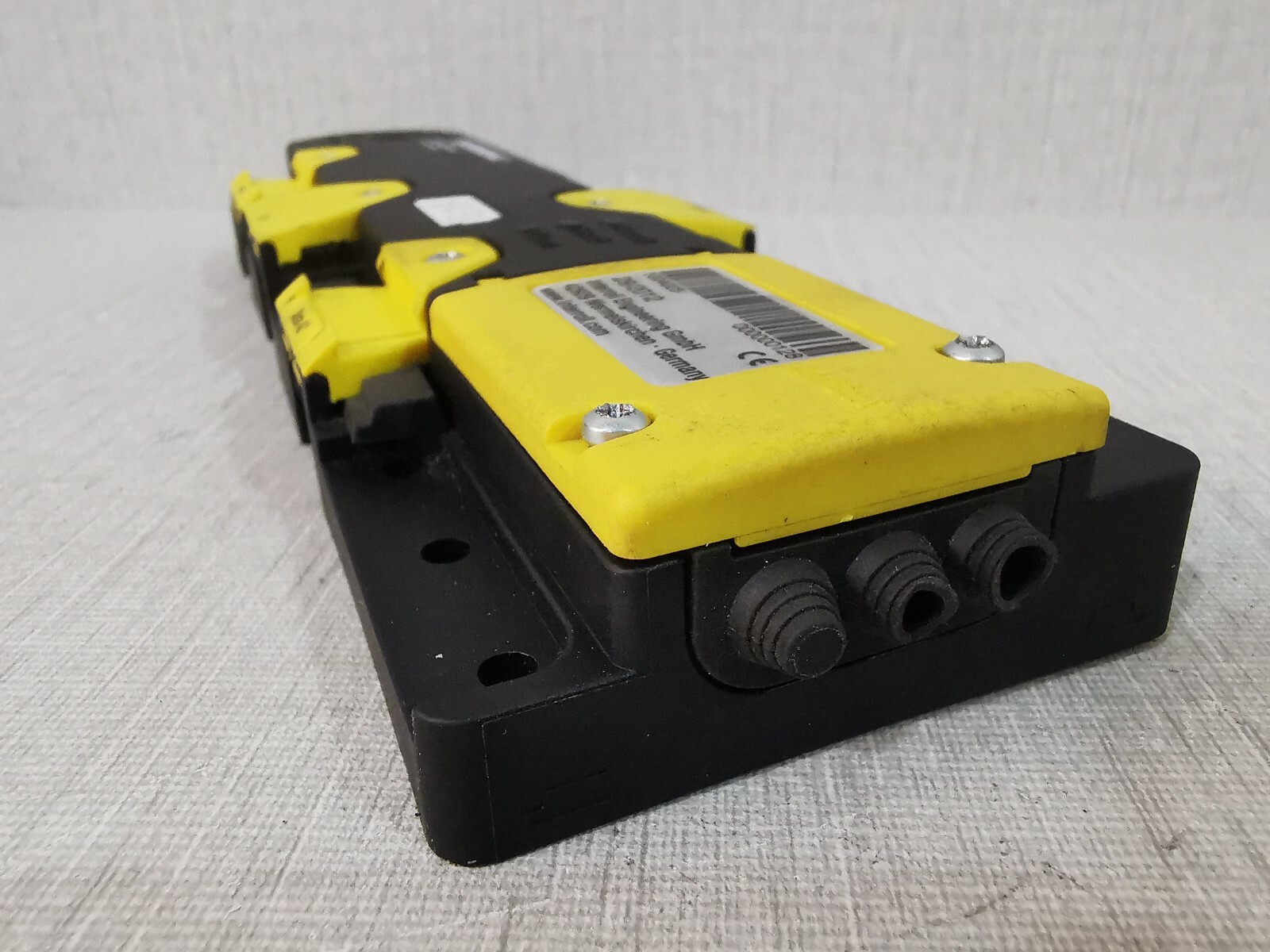 INTERROLL 10040259 29/2012 INTERROLL 1004025 ComControl for RollerDrive 29/2012 5
