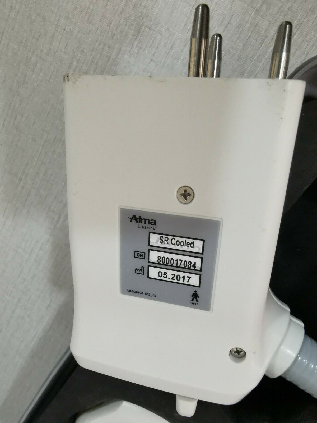 Alma 800017084 / 05.2017 Alma SR COOLED LASER HANDPIECE 800017084 / 05.2017 6