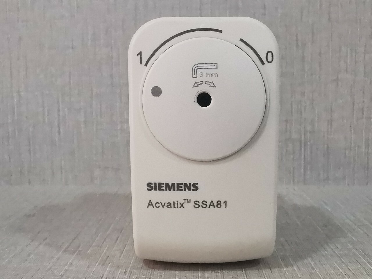 Siemens FHP2B04 / FHP2 / F2H** SIEMENS Acvatix SSA81 ELECTRICAL ACTUATOR AC 24V 50/60HZ - WITH FILTHY BOX 2