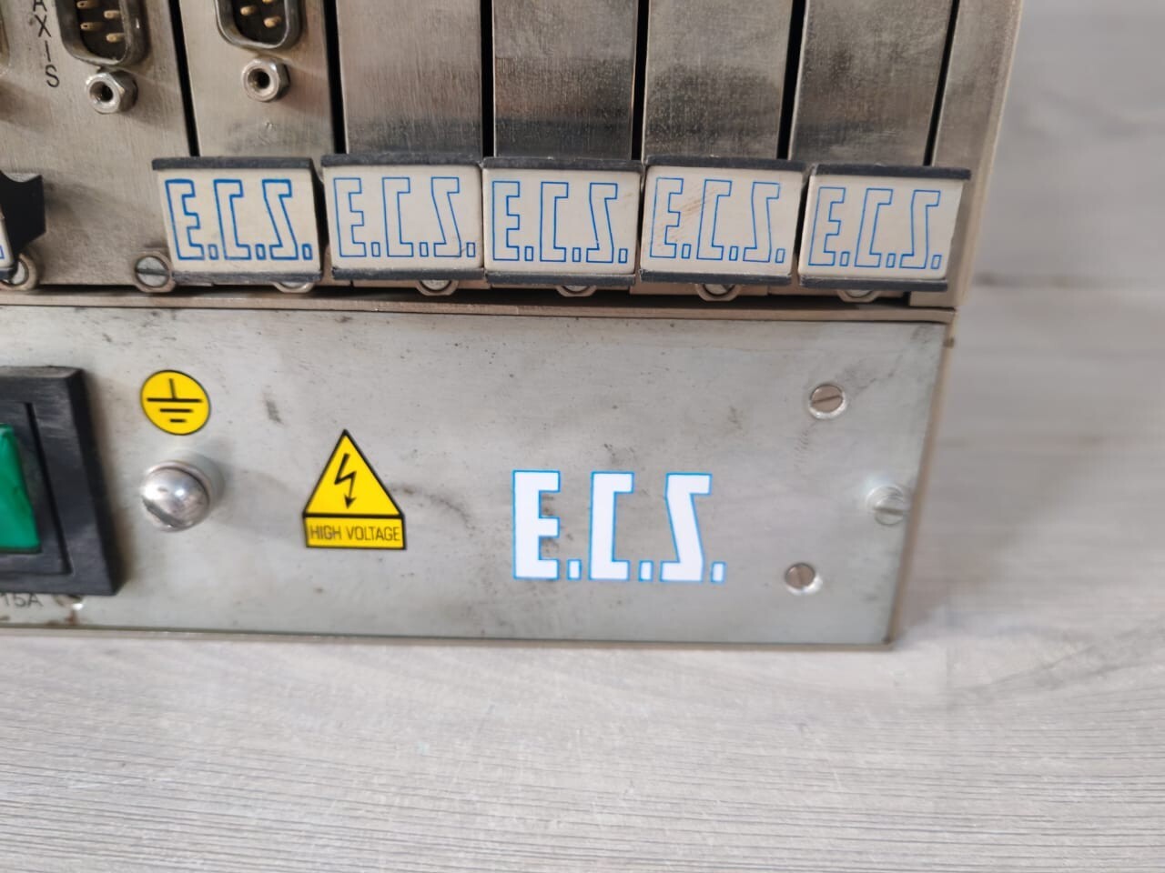 ECS 040F661 ECS 040F661 PC-MMX / 040F493 / 040F163/060C436 110-230V 50/60Hz 10