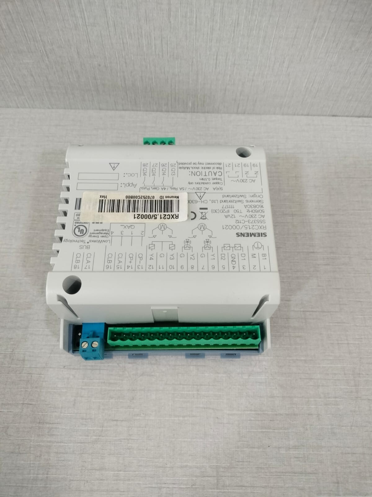Siemens RXC21.5/00021 SIEMENS RXC21.5/00021 AC 230V-12VA PANEL CONTROLLER 5