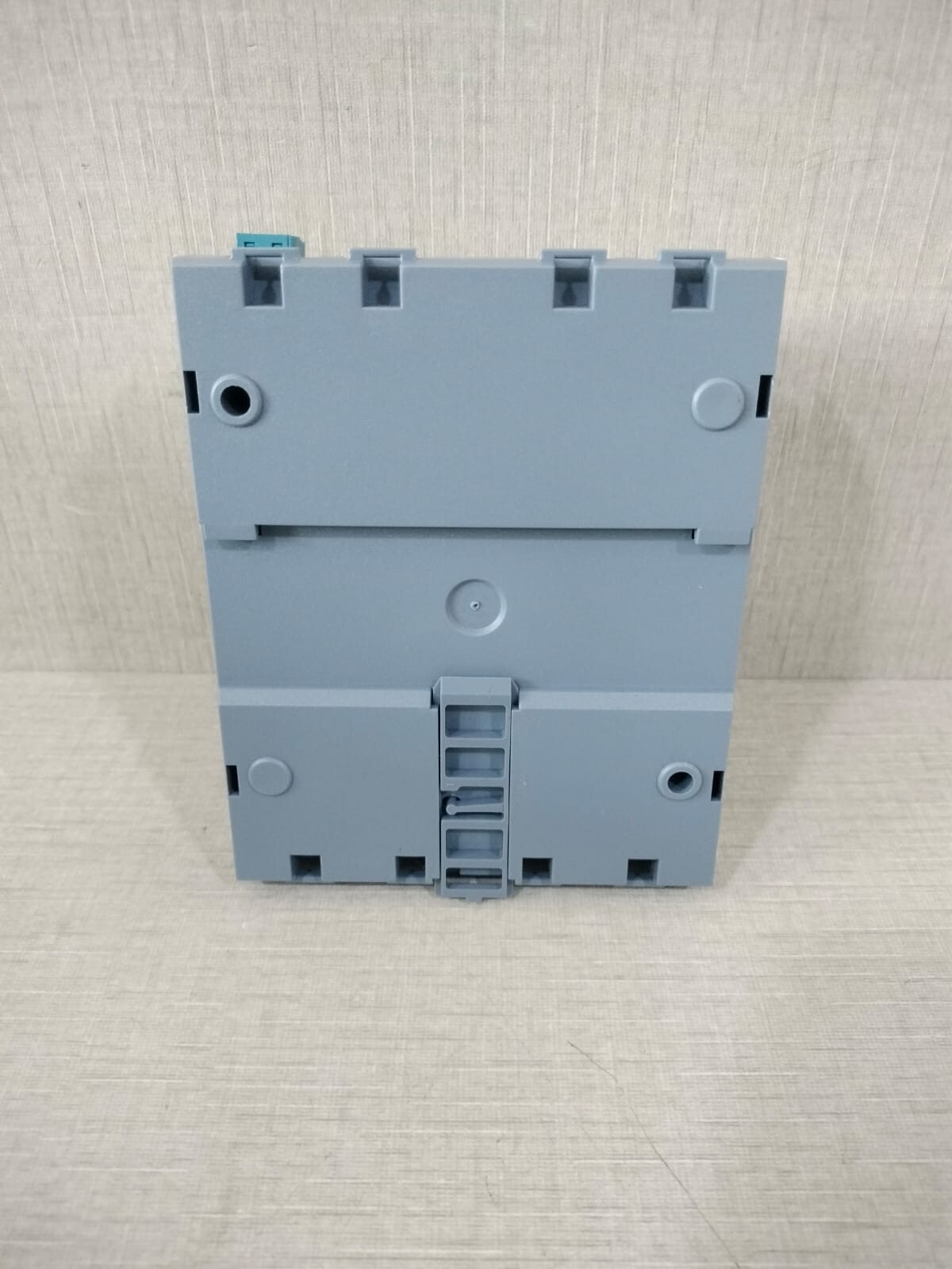 Siemens RXC21.5/00021 SIEMENS RXC21.5/00021 AC 230V-12VA PANEL CONTROLLER 6