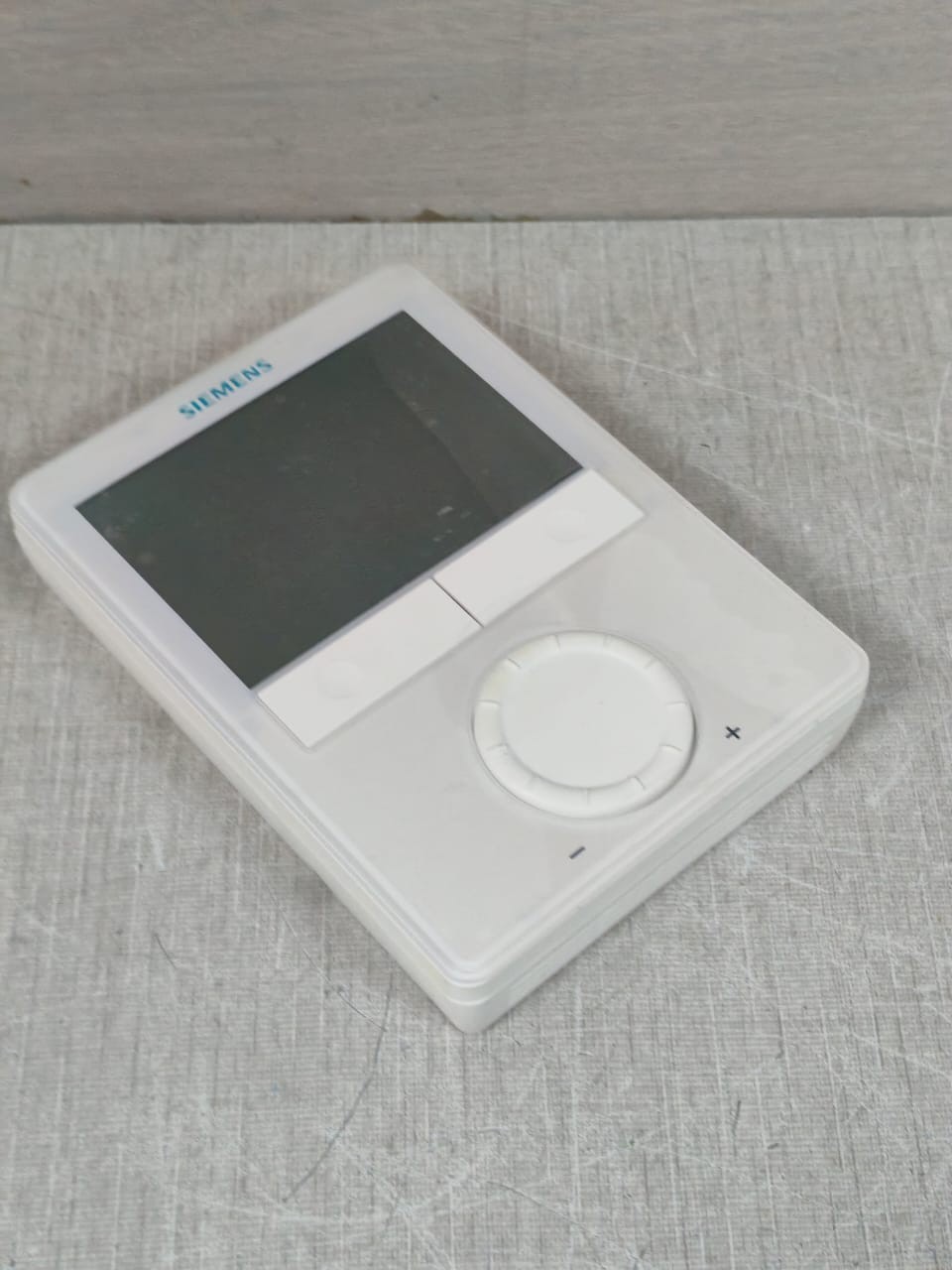 Siemens RDG100 SIEMENS RDG100 150124E ROOM THERMOSTAT 3