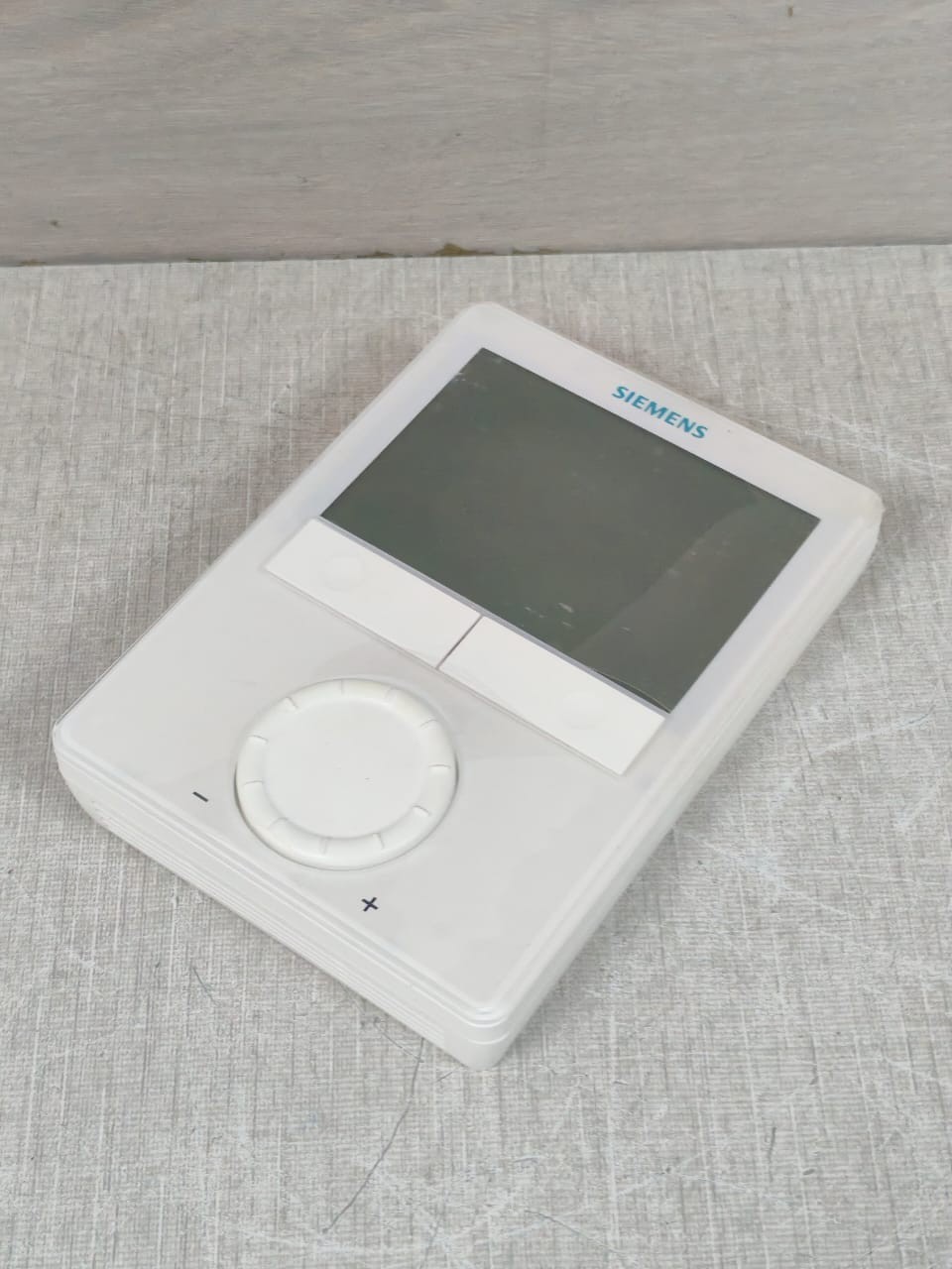 Siemens RDG100 SIEMENS RDG100 150124E ROOM THERMOSTAT 4