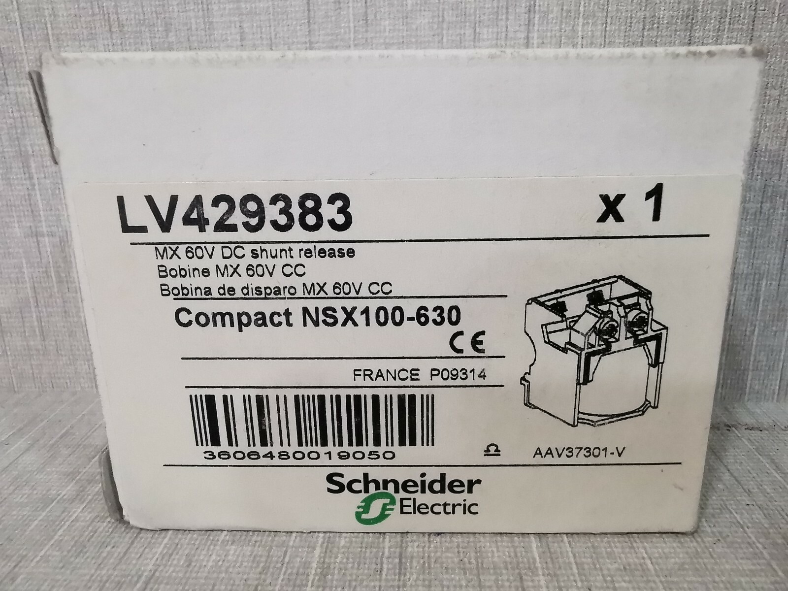 Schneider Electric LV429383 Schneider Electric LV429383 MX 60V DC SHUNT RELEASE 2