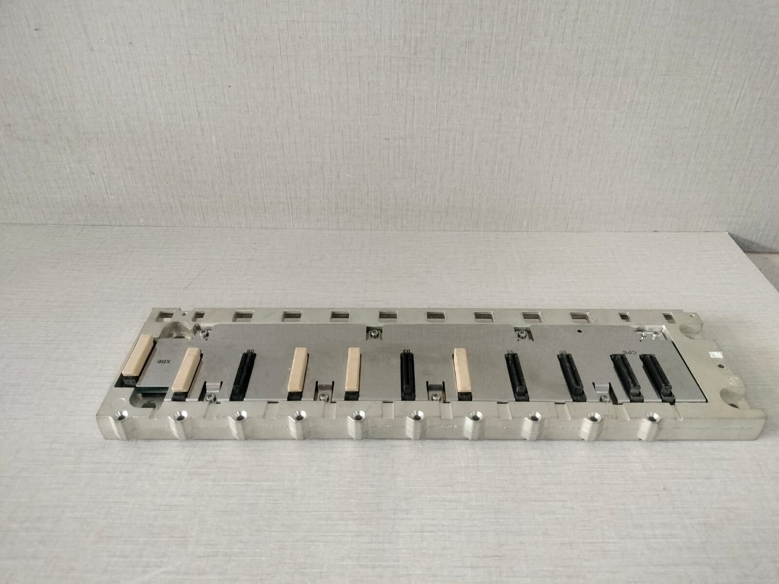 Schneider Electric PV-01 Schneider Electric BMXXBP0800 MODICON 8SLOTS BACKPLANE PV;01 RL;05 5