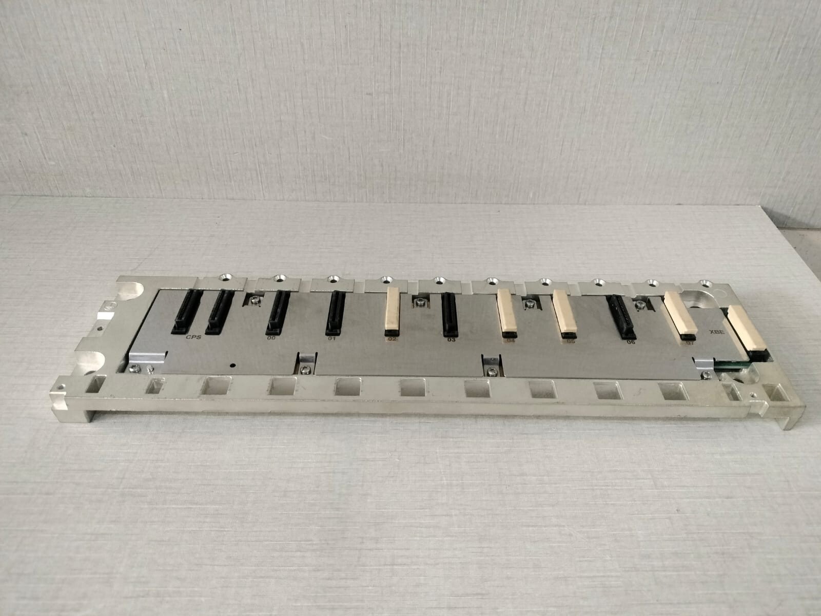 Schneider Electric PV-01 Schneider Electric BMXXBP0800 MODICON 8SLOTS BACKPLANE PV;01 RL;05 6