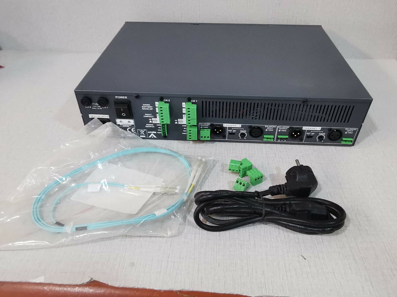 ATEIS SPA-2120 ATEIS SPA-2120 POWER AMPLIFIER 2