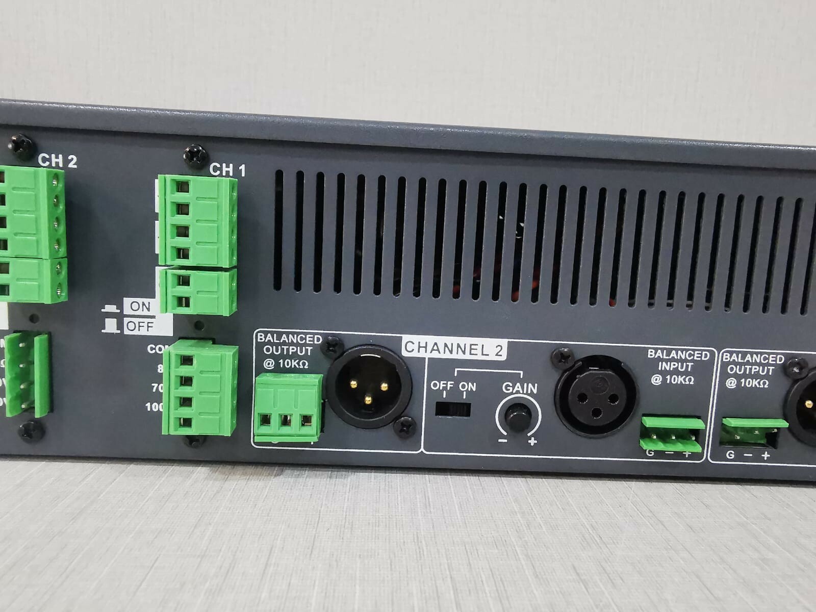 ATEIS SPA-2120 ATEIS SPA-2120 POWER AMPLIFIER 4