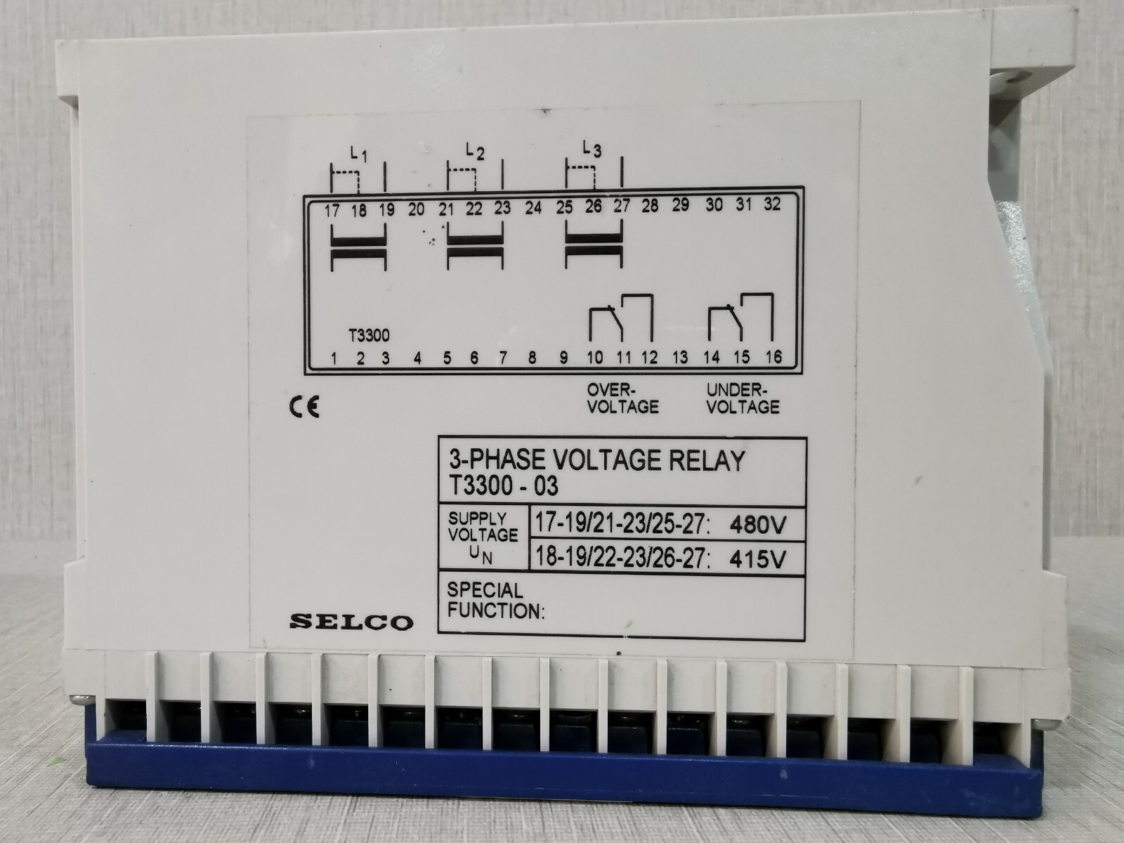 SELCO T3300-03 SELCO T3300 3-PHASE VOLTAGE RELAY T3300-03 2