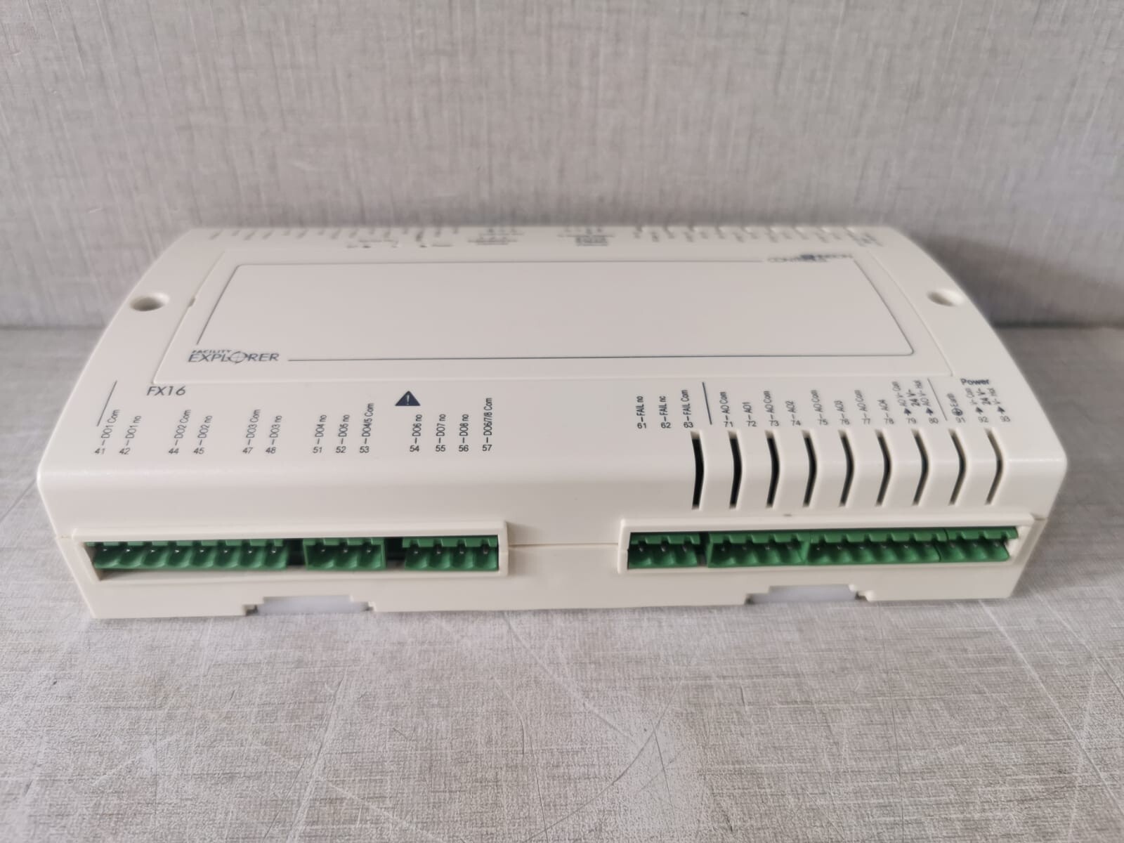 Johnson Controls LP-FX16D02-000C FX16 JOHNSON CONTROLS LP-FX16D02-000C Master Control Programmable 5