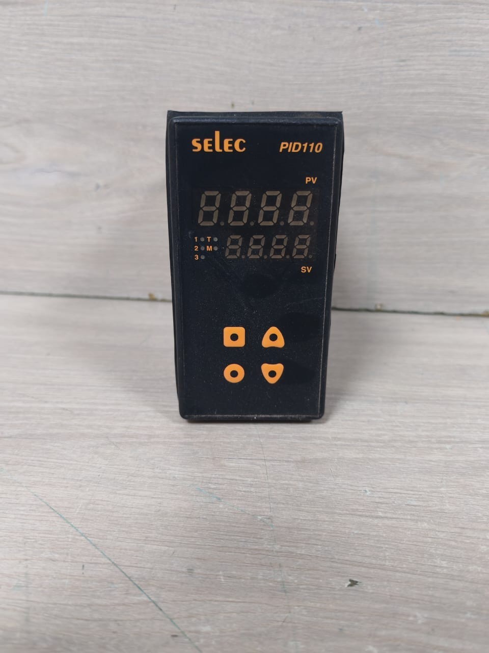 SELEC PID110-0-0-00 SELEC PID110 OUTPUT RELAY PID110-0-0-00 7
