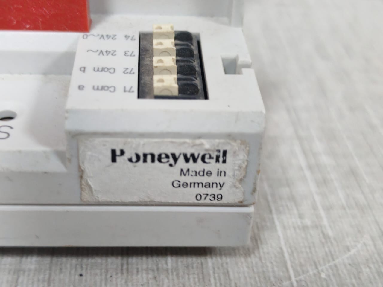 Honeywell XS824-25 Honeywell XS824-25 Terminal Socket Output Relay 6