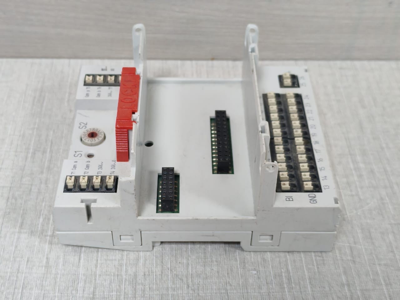 Honeywell XS824-25 Honeywell XS824-25 Terminal Socket Output Relay 7