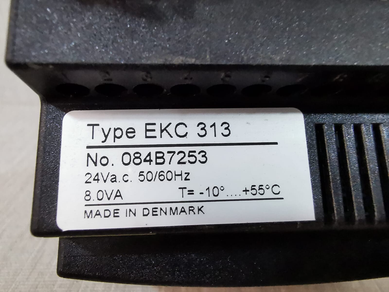 Danfoss EKC-313 Danfoss EKC 313 Superheat Controller 084B7253 3