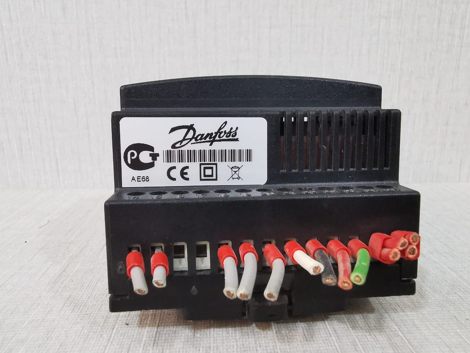 Danfoss EKC-316A Danfoss EKC 316A Superheat Controller 084B7088 7