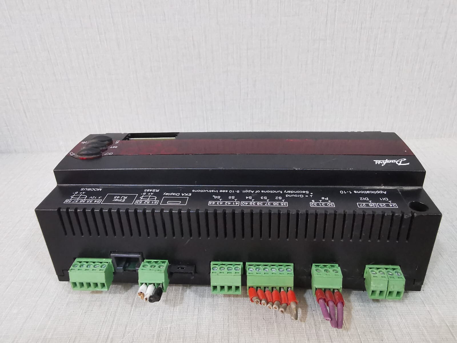 Danfoss ADAP-KOOL®-AK-CC-550A Danfoss ADAP-KOOL AK-CC 550A Case Controller 084B8030 4