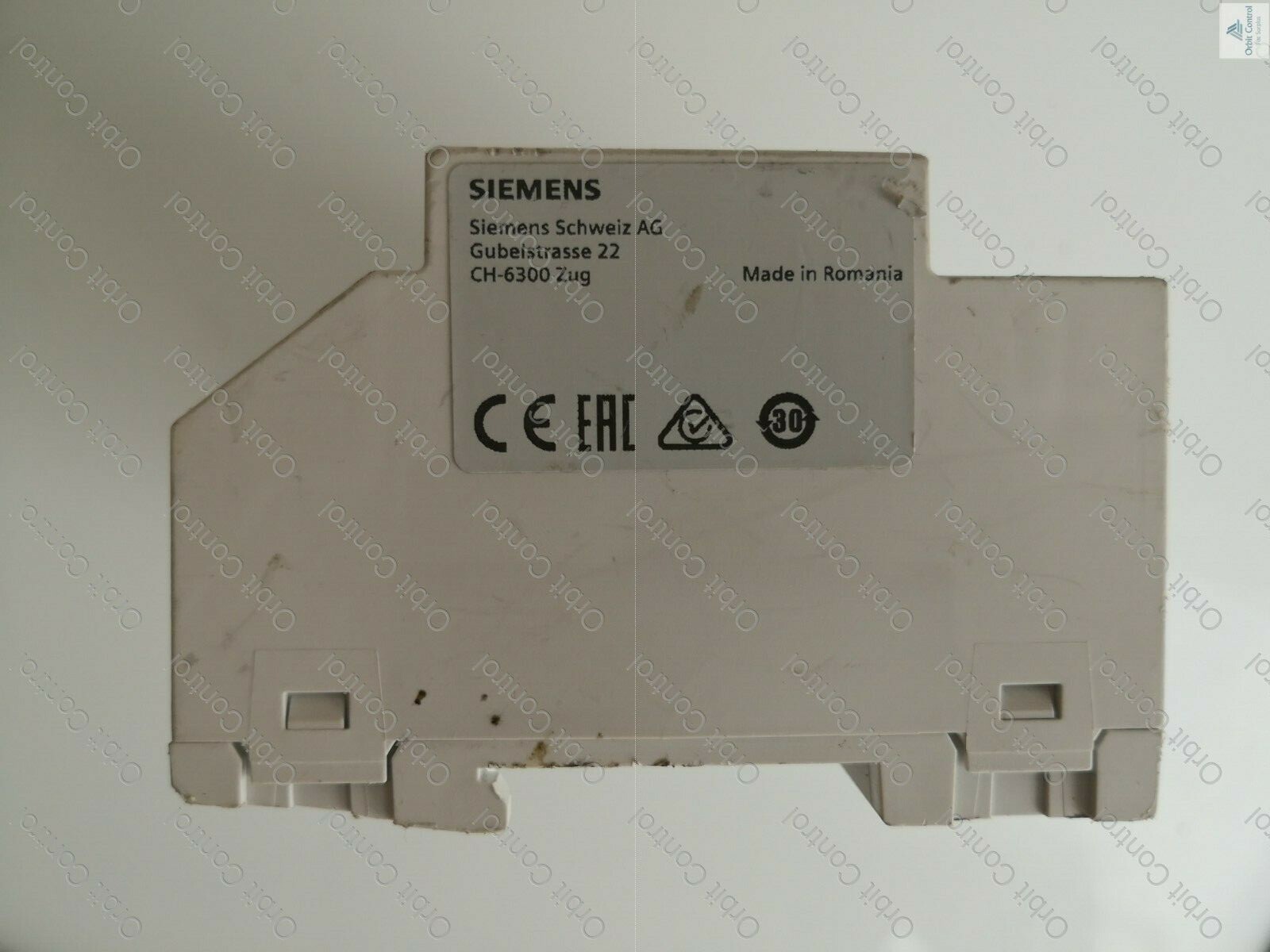 Siemens 5WG1 532-1DB51 SIEMENS SWITCHING ACTUATOR 5WG1 532-1DB51 3