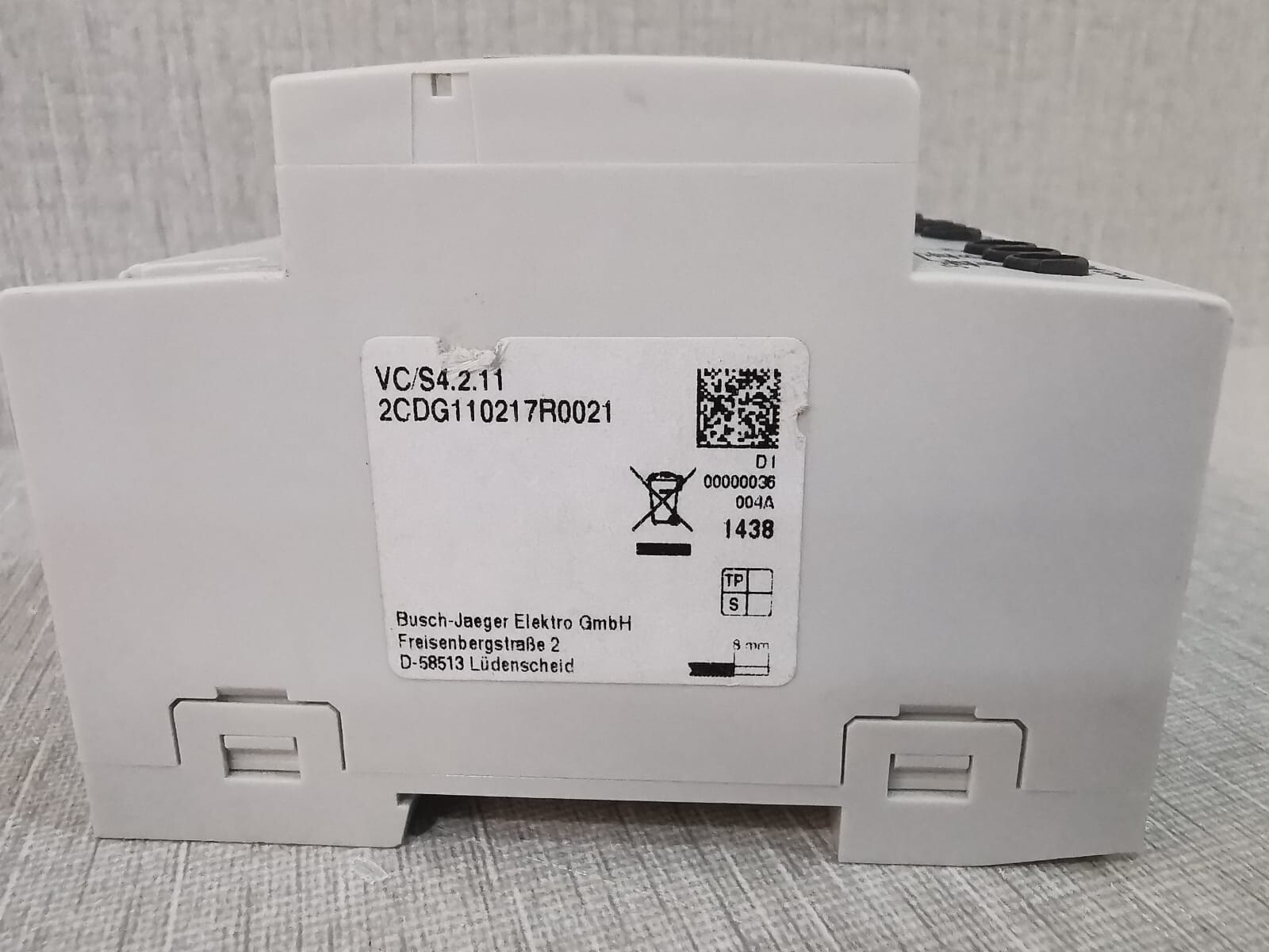 Busch-Jaeger VCS-4.2.11 Busch-Jaeger VC/S 4.2.11 Controller 2CDG110217R0021 3