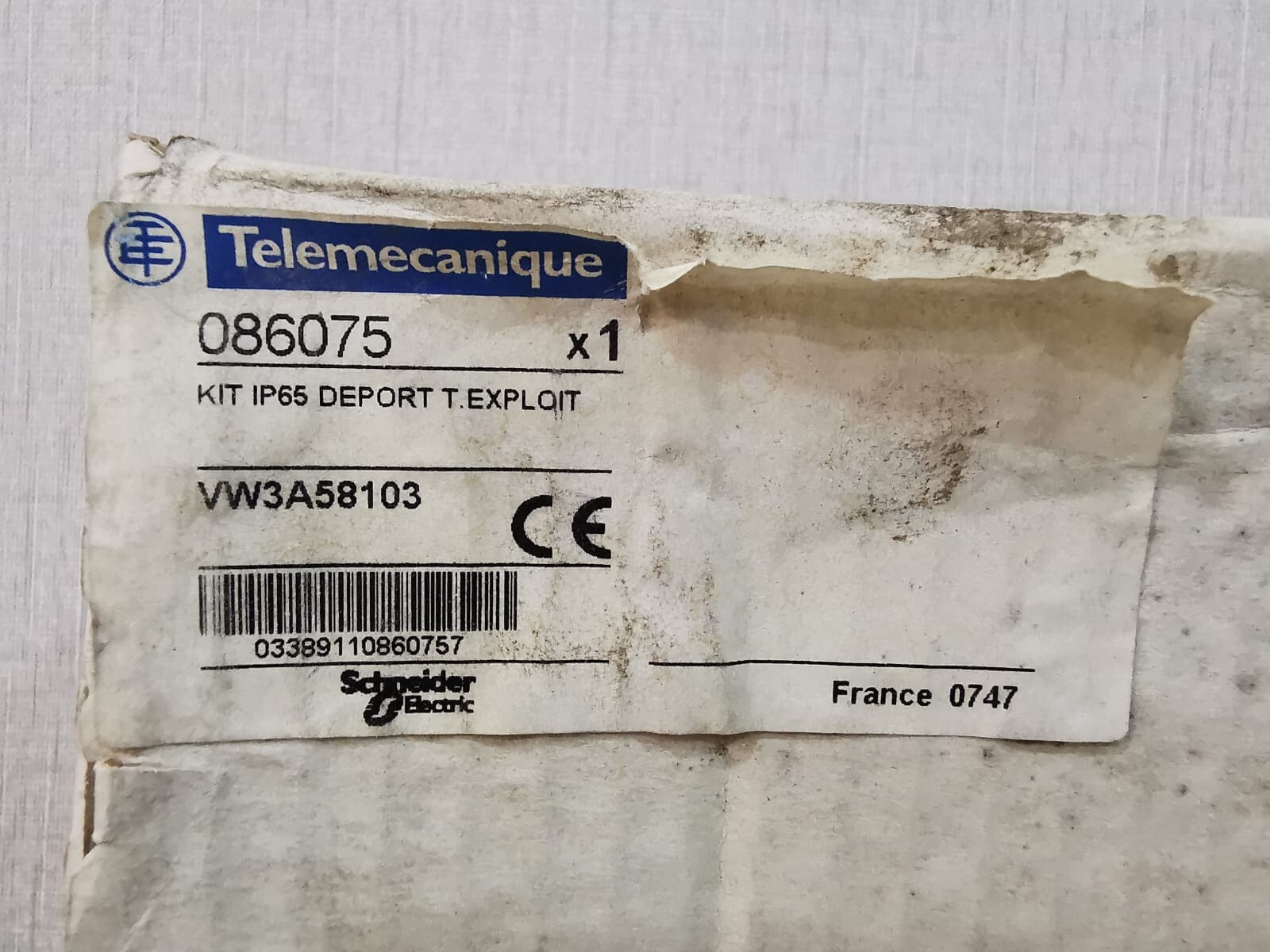 Schneider Electric VW3A58103 Telemecanique VW3A58103 KEYPAD INSTALLATION 086075 2