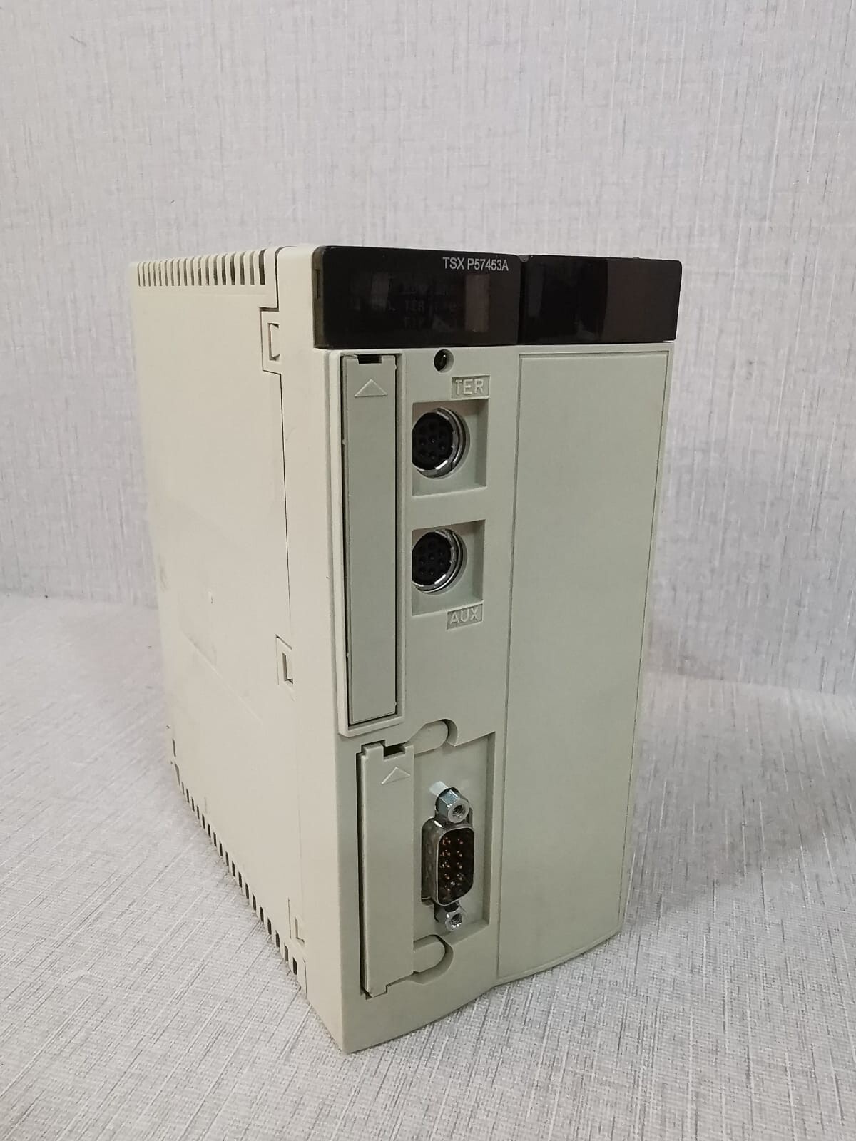 Schneider Electric P57453AM Schneider Electric TSX P57453AM Processor Module TSX P57453A 5