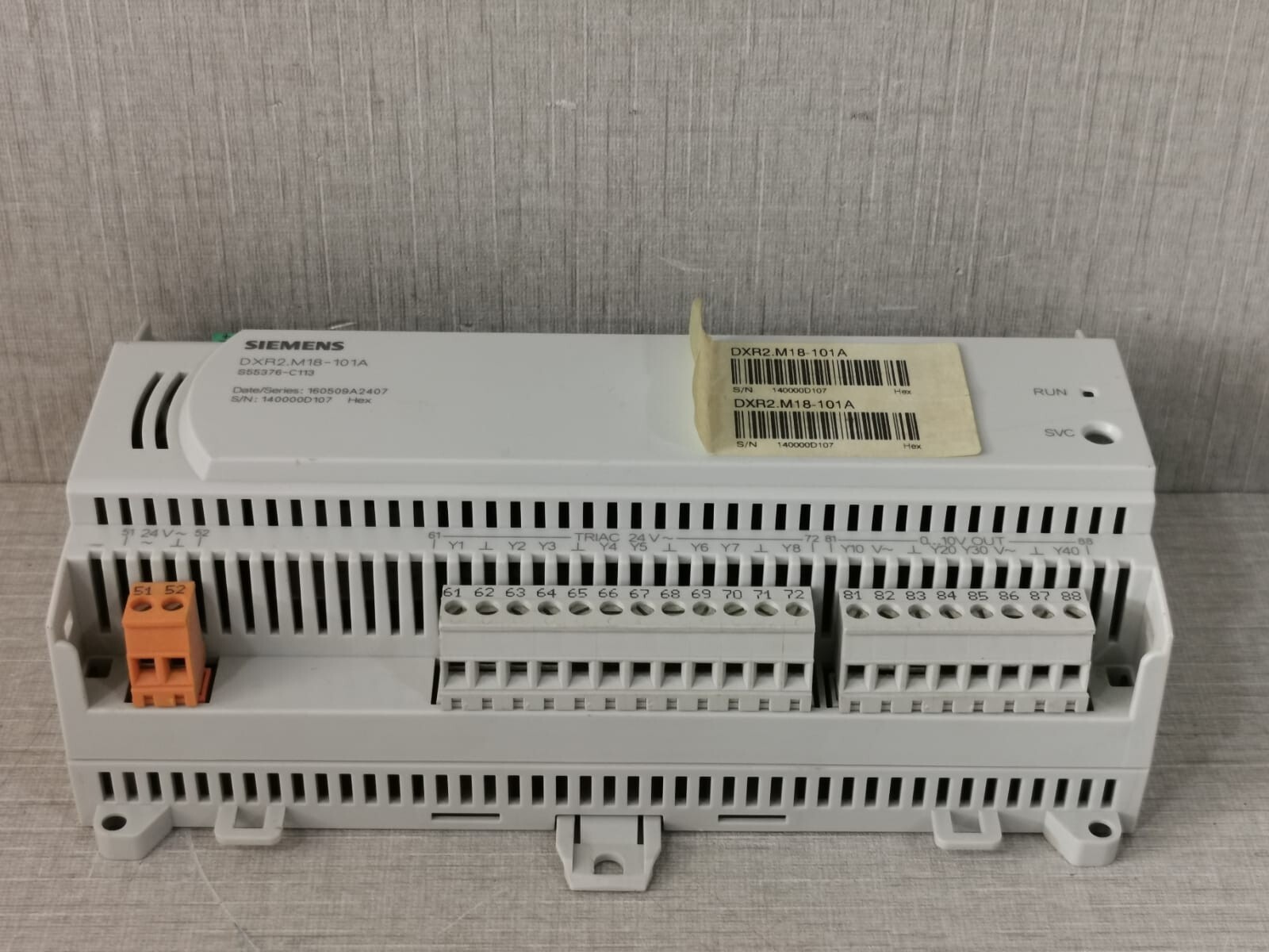 Siemens M18-101A SIEMENS DXR2.M18-101A Compact Room Automation Station 4