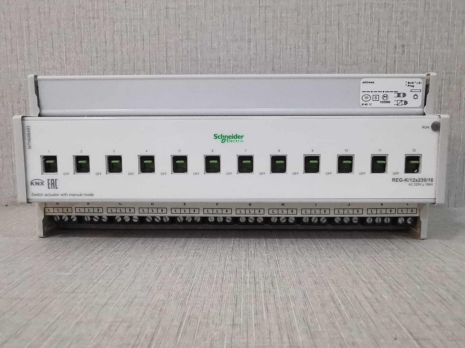 SCHNEIDER ELECTRIC MTN648493 Switch Actuator REG-K/12X230/16