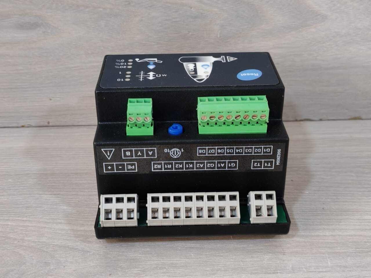 Grundfos 96575362 V02 Grundfos IO111 96575362 V02 Control Unit 5