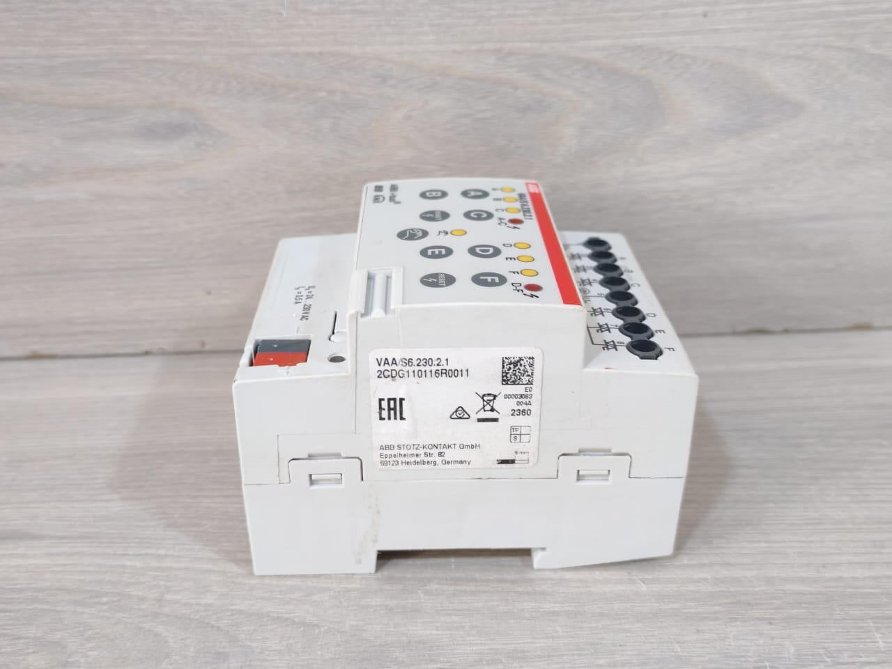ABB 2CDG 110 177 R0011 ABB VAA/S6.230.2.1 Control Unit 2CDG110116R0011 4