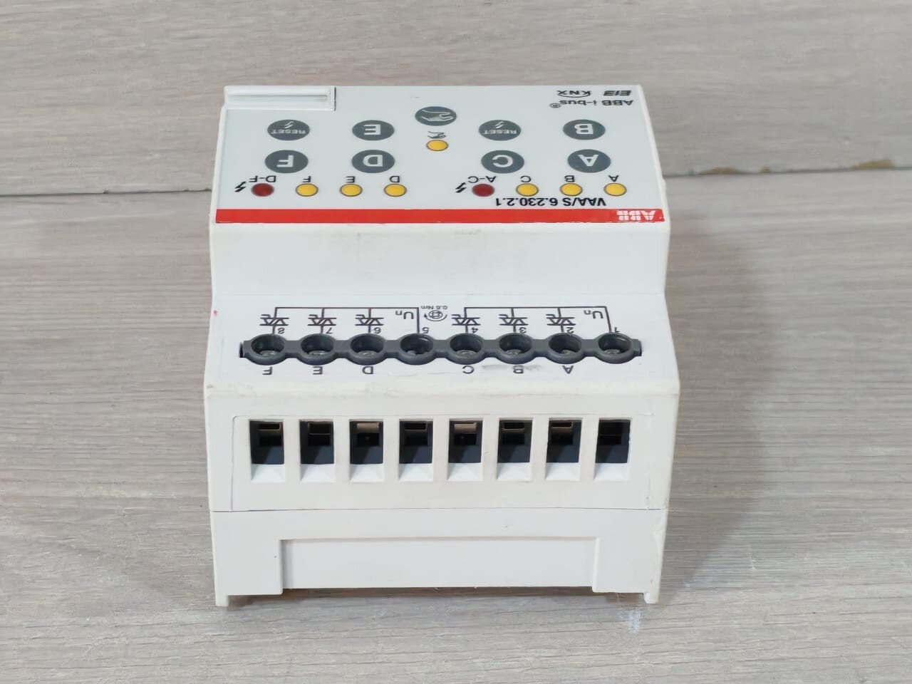 ABB 2CDG 110 177 R0011 ABB VAA/S6.230.2.1 Control Unit 2CDG110116R0011 6