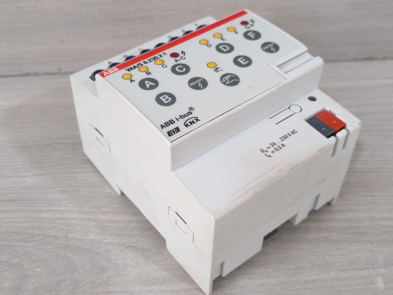 ABB 2CDG 110 177 R0011 ABB VAA/S6.230.2.1 Control Unit 2CDG110116R0011 8