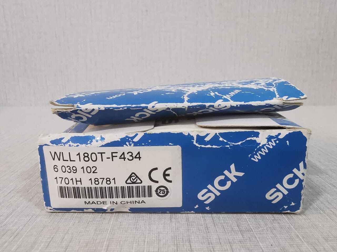 SICK 6039102 Sick WLL 180T-F434 Optic Sensor 6039102 3