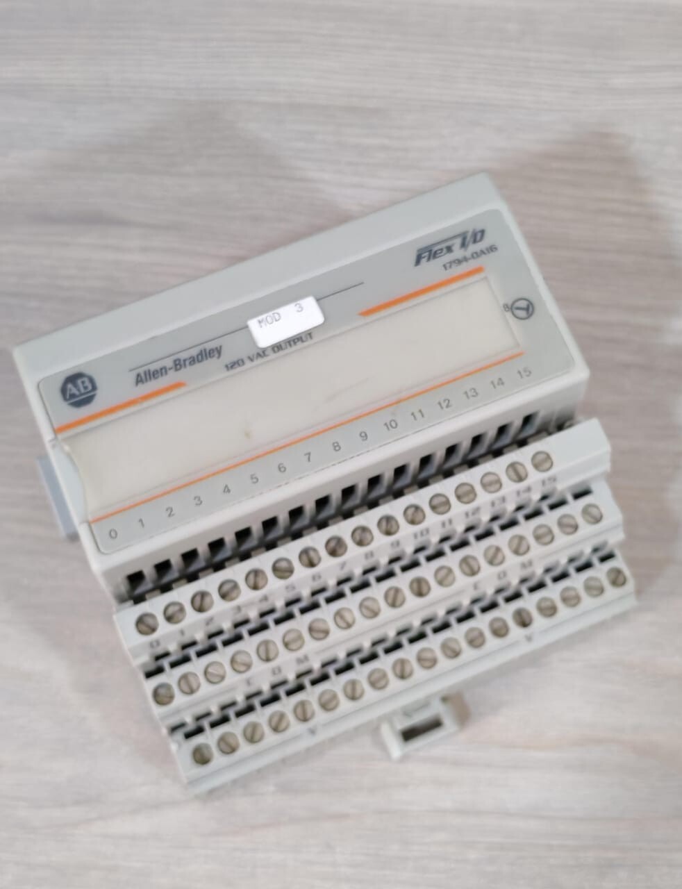 Allen-Bradley 1794-OA16 & 1794-TB3 SER.A ALLEN-BRADLEY 1794-OA16 & 1794-TB3 SER.A FLEX I/O 120 VAC OUTPUT MODULE 5