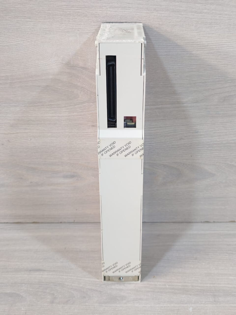 Schneider Electric 140 CPS 124 20 Schneider Electric 140 CPS 124 20 Power Supply PV.06 RL.03- WITHOUT COVER 9