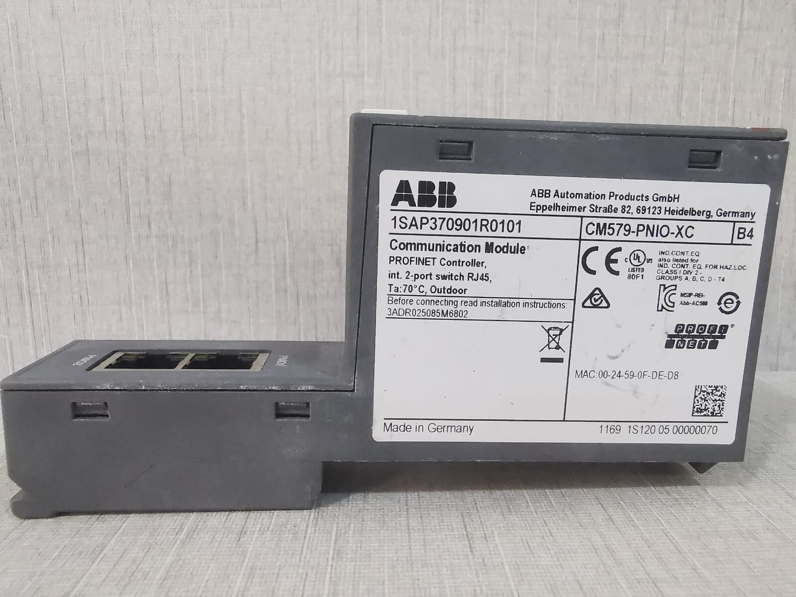 ABB 1SAP370901R0101 ABB CM579-PNIO-XC B4 Communication Module 1SAP370901R0101 3