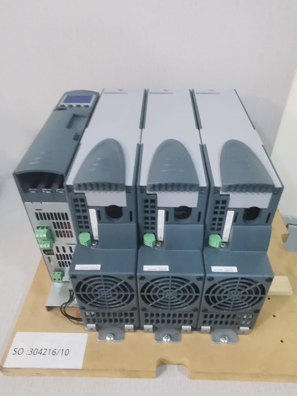 DSA FIRAP2x Eurotherm LA029534U503 230VAC EPOWER DRIVER UNIT 3PH-250A 2