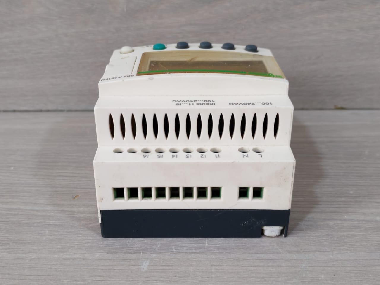 Schneider Electric SR2 A101FU Schneider Electric SR2 A101FU Programmable relay 7