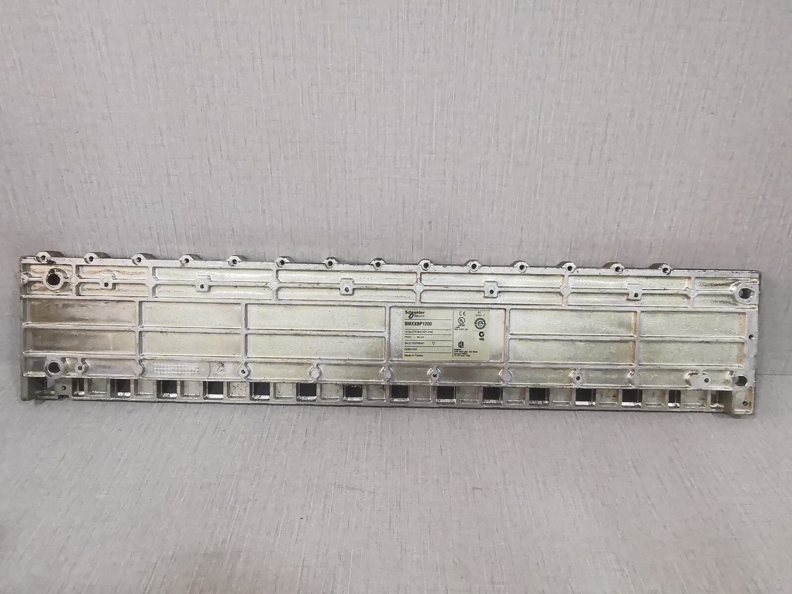 Schneider Electric BMXXBP1200 Schneider Electric BMXXBP1200 12 SLOTS BACKPLANE 3