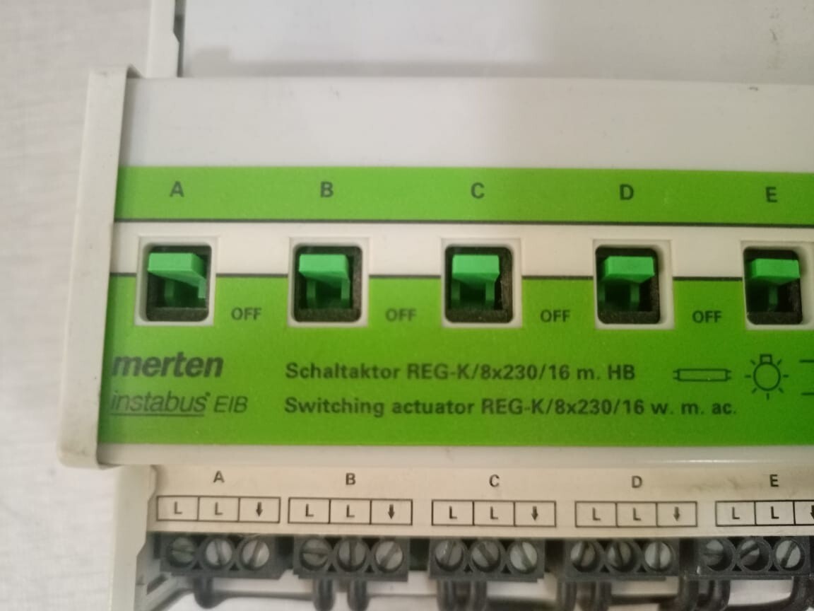 Merten 6478-93 MERTEN 6478 93 Switching Actuator 647893 7