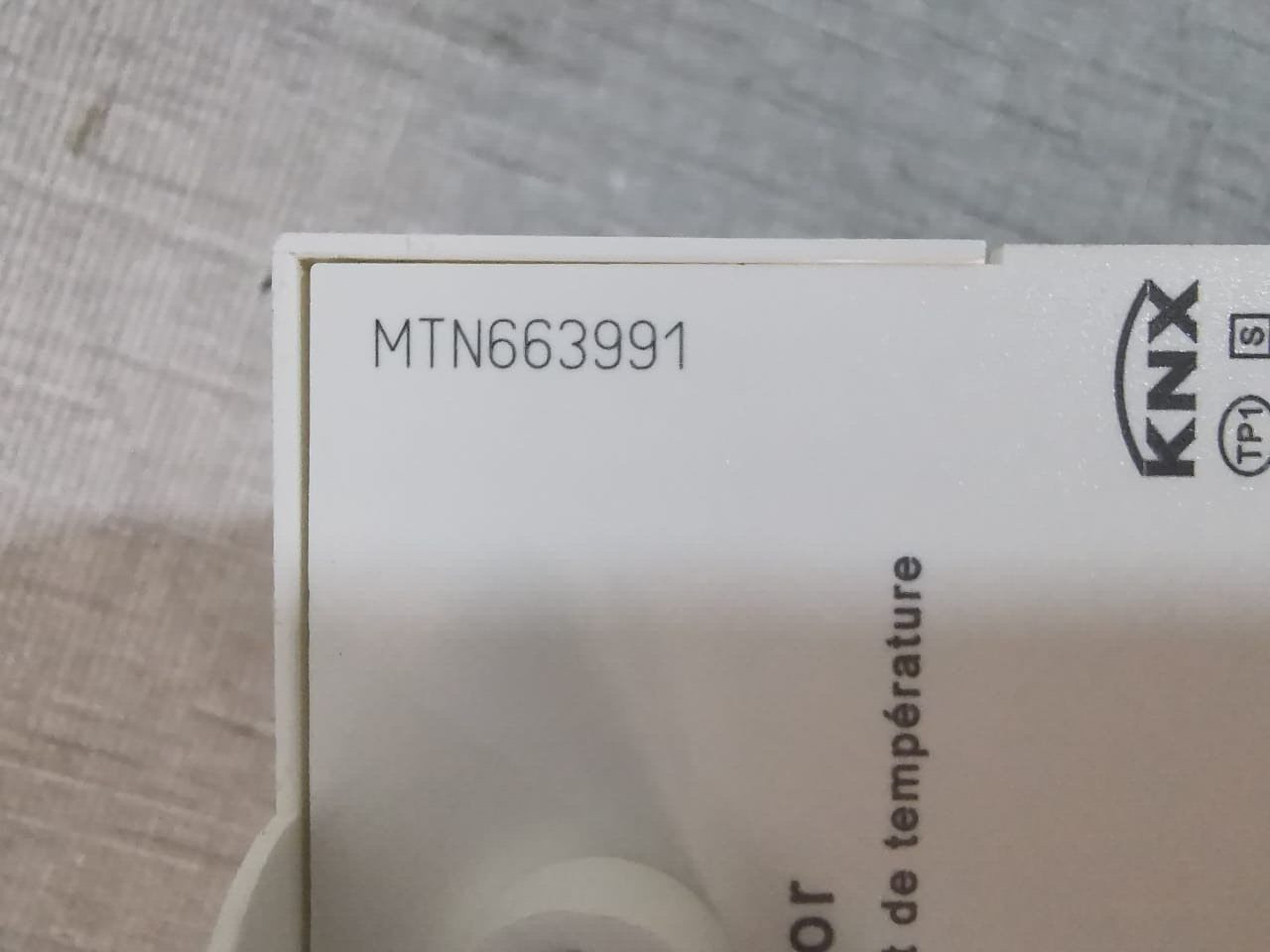 Schneider Electric MTN663991 Schneider Electric MTN663991 KNX Brightness and Temperature Sensor 4